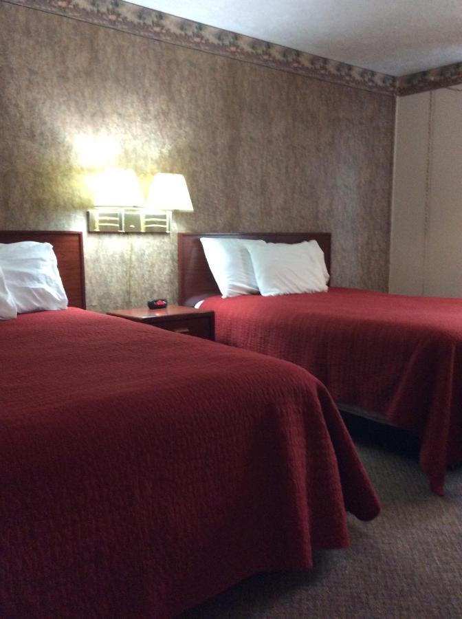 Sports Club Motel Wayne Экстерьер фото