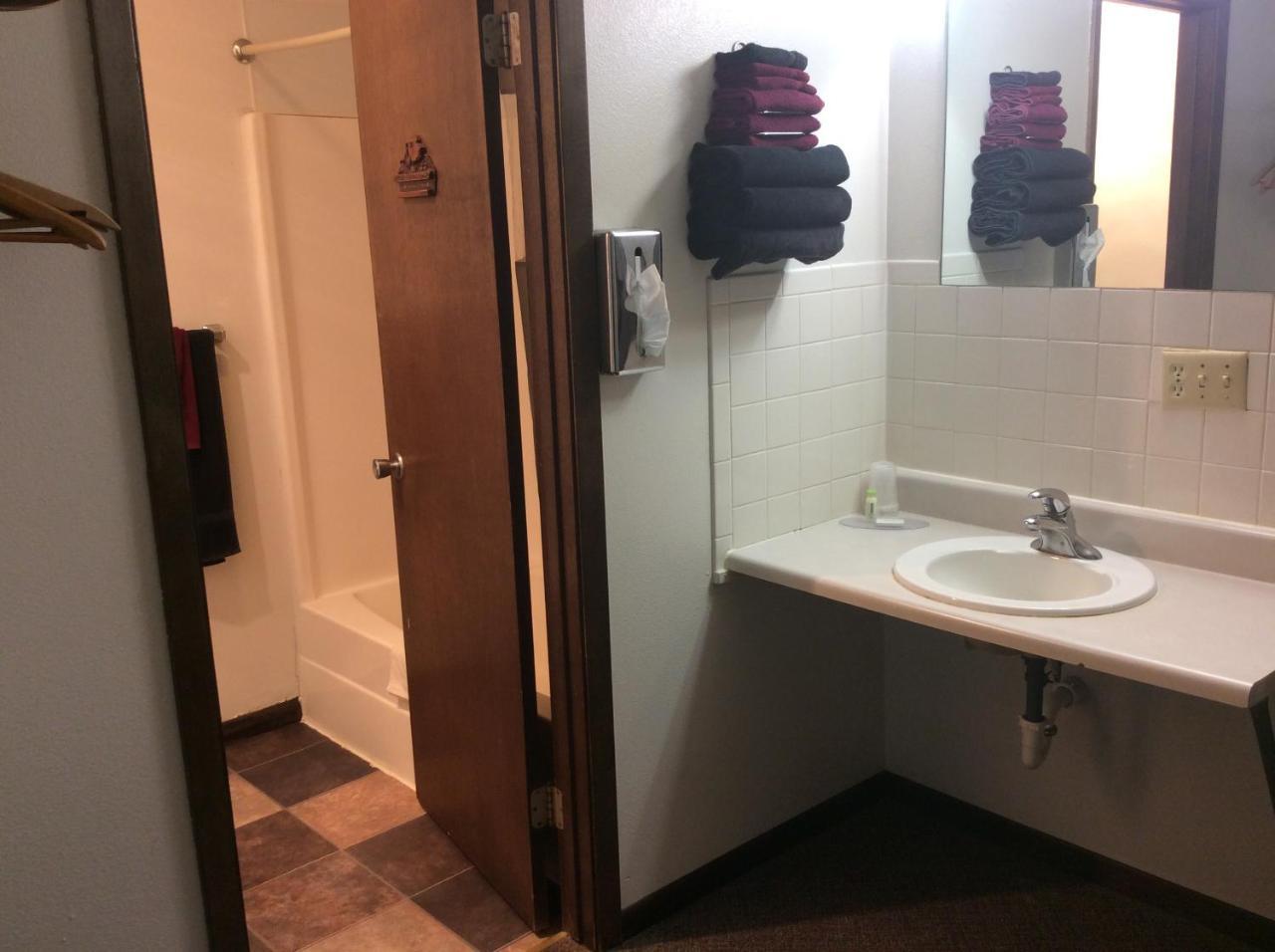 Sports Club Motel Wayne Экстерьер фото