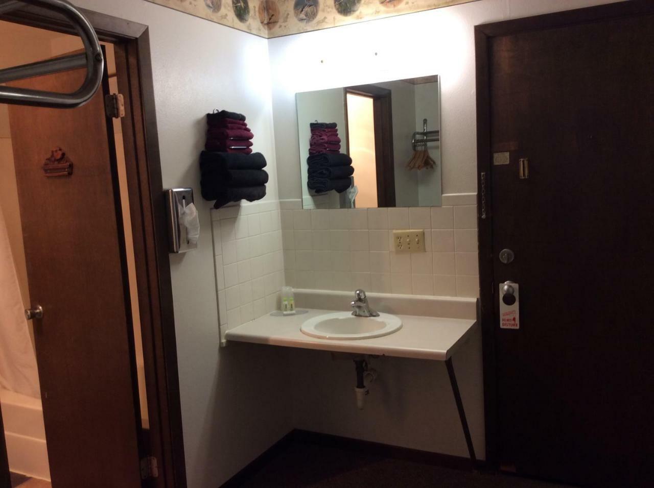 Sports Club Motel Wayne Экстерьер фото